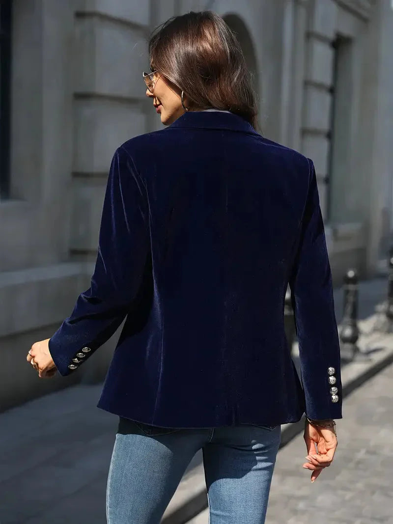 Laurel Crest™ | Elegant Velvet Blazer